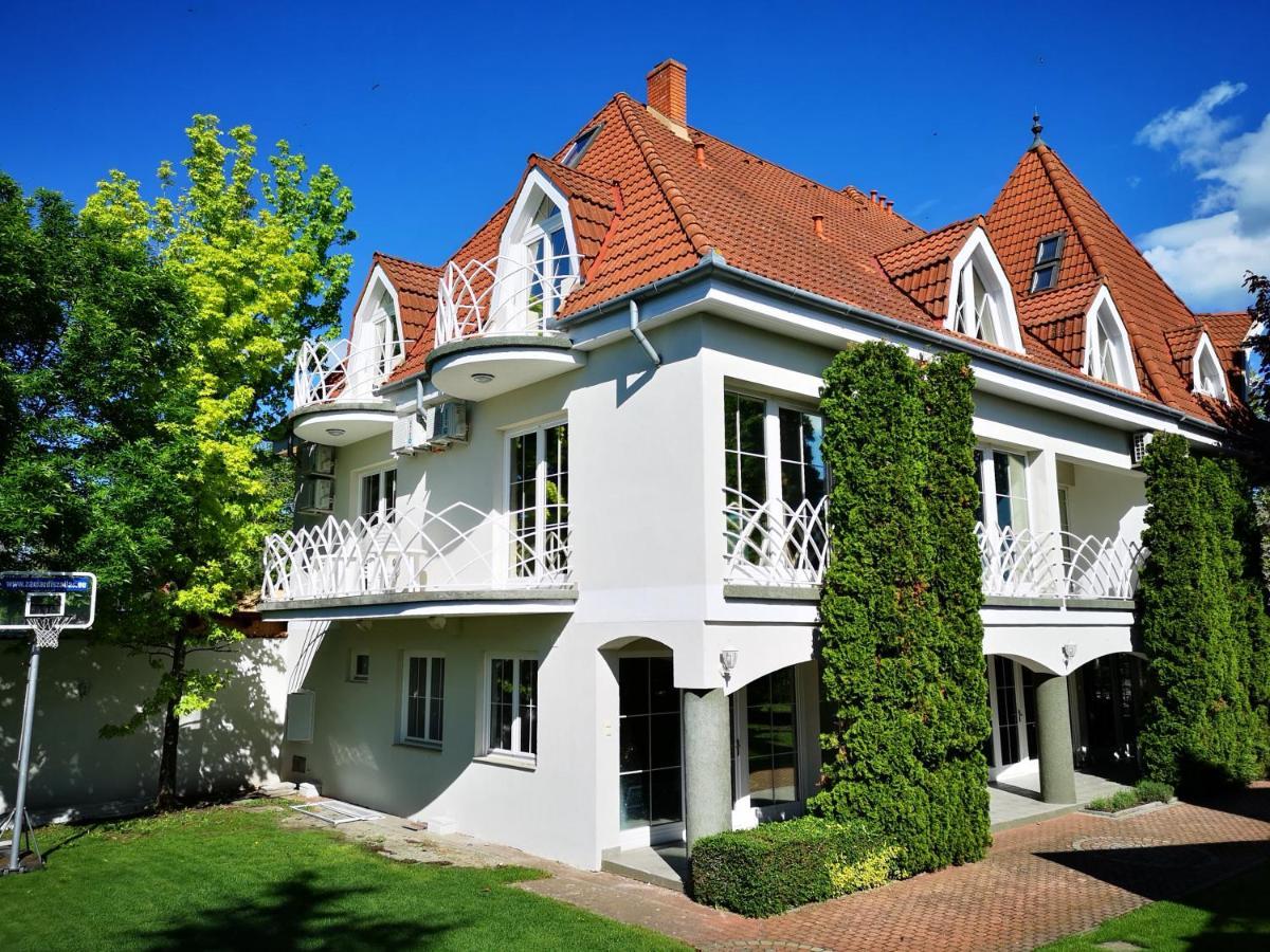 Gyorfi Apartmanhaz Zamárdi Exteriér fotografie